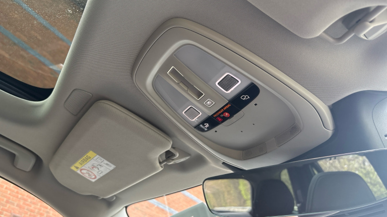 Volvo XC90 2.0 T8 PHEV Ultra Dark 5dr AWD Geartronic Estate